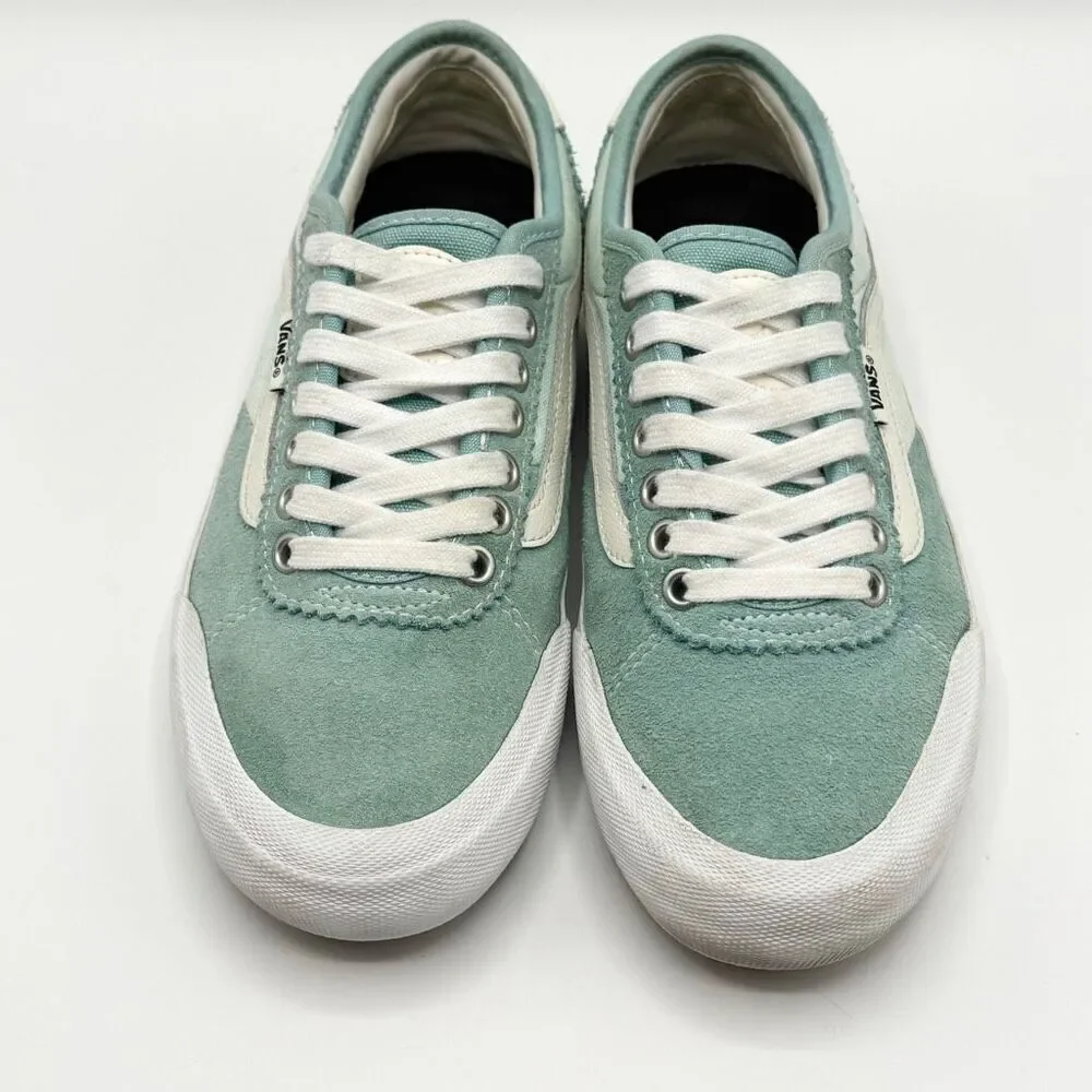 Vans Chima Pro 2 Lace Up Skate Sneakers in Teal/Aqua Suede and Canvas - Men’s US